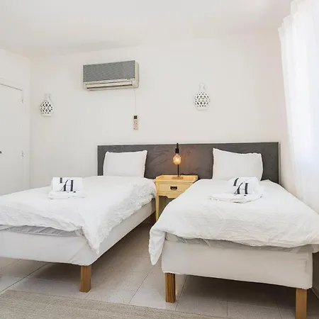 Three Townhouse In With Pool Casa vacanze Quarteira