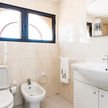 Holiday home Three Townhouse In With Pool Quarteira